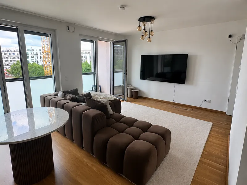 Moderne Neubauwohnung – Nachmieter gesucht | Hochwertige Möblierung | Abstand 7.000 € — photo 1